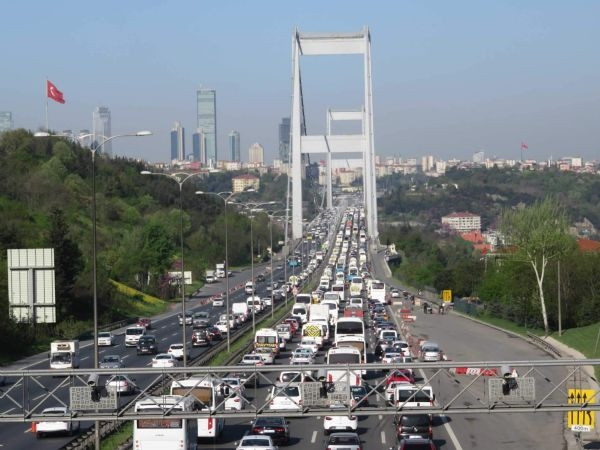 FSM'de intihar girişimi!