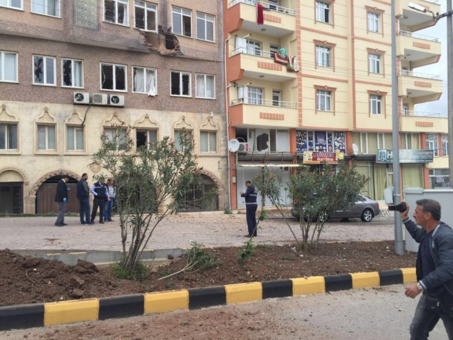 Türkiye'ye 3 roket mermisi düştü, 6 yaralı var