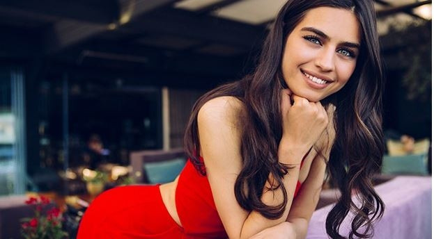 Amine Gülşe, Tolgahan Sayışman'a aşkını ilan etti