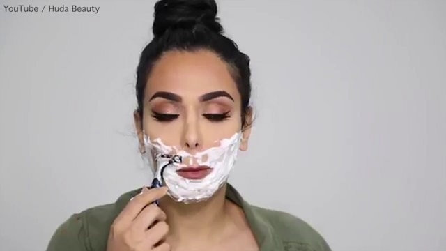 Dubaili Huda Kattan güzelliğini tıraşa borçlu !