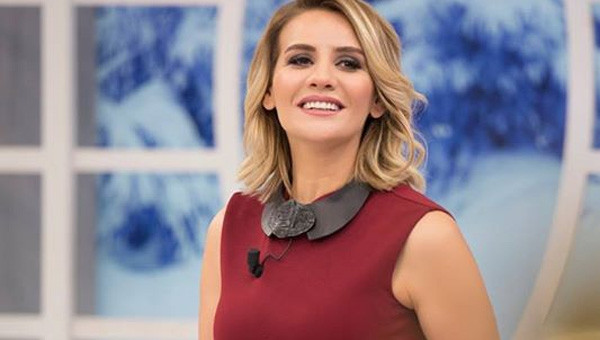 Esra Erol dokuz yılda 321 çifti evlendirdi