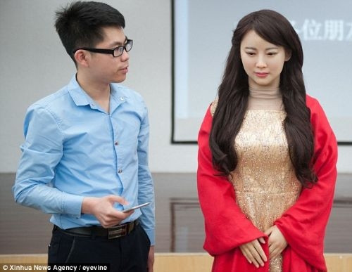 Yeni nesil robot: Jia Jia