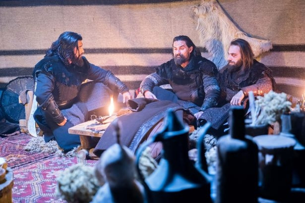 Diriliş Ertuğrul dizisinde şok ayrılık !