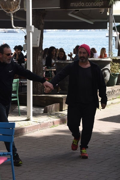 Cem Yılmaz Ozan Güven el ele