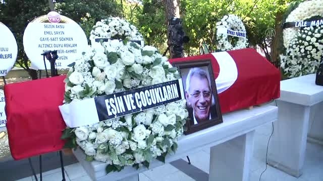 Cem Yılmaz bu sefer güldürmedi !