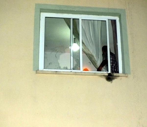 Marmaris'te Havai Fişek Evi Yakıyordu