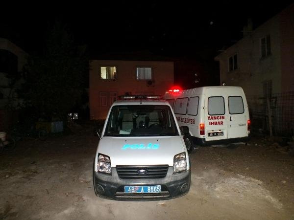 Marmaris'te Havai Fişek Evi Yakıyordu