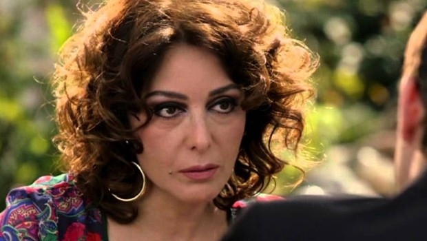 Zerrin Tekindor'un özel fotoğrafları hackerların eline geçti