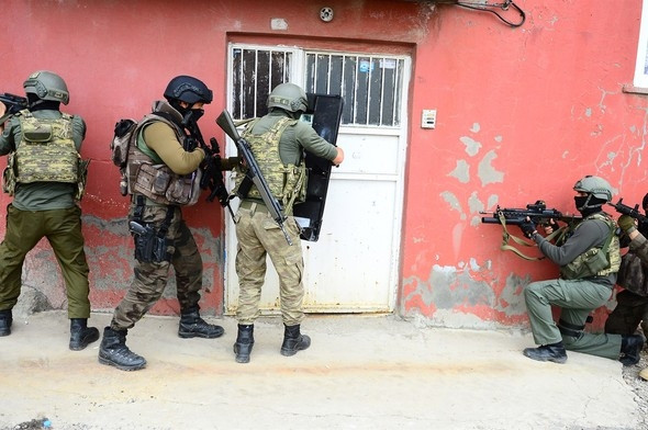 Şırnak'ta PKK'lılar 3 mahalleye sıkıştırıldı