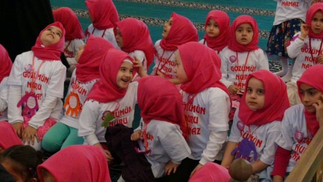 Minik Öğrenciler Namaz Şenliğinde Buluştu