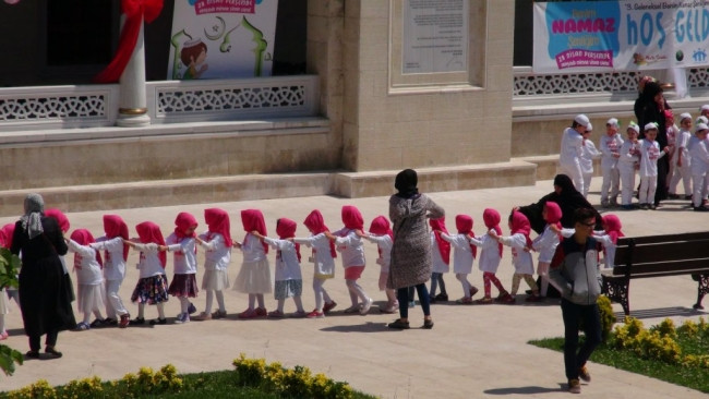 Minik Öğrenciler Namaz Şenliğinde Buluştu
