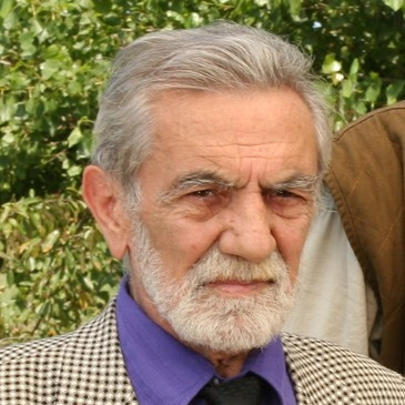 Aydemir Akbaş: Kadın güzelse sevişme sahnesini uzatırım