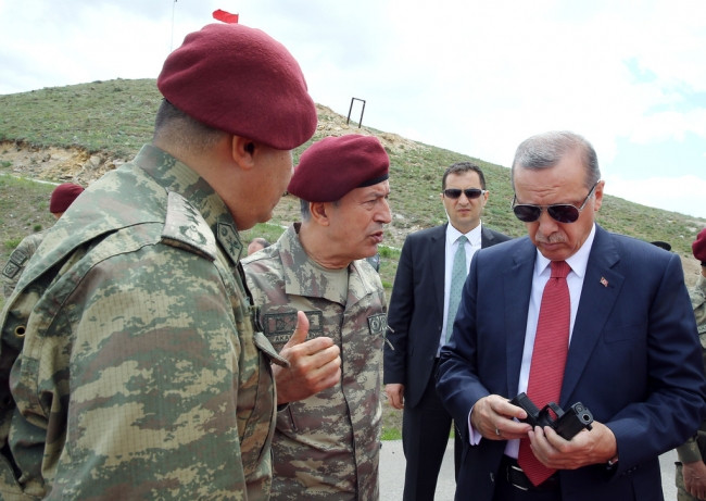 Cumhurbaşkanı Erdoğan'dan Özel Kuvvetlere sürpriz ziyaret