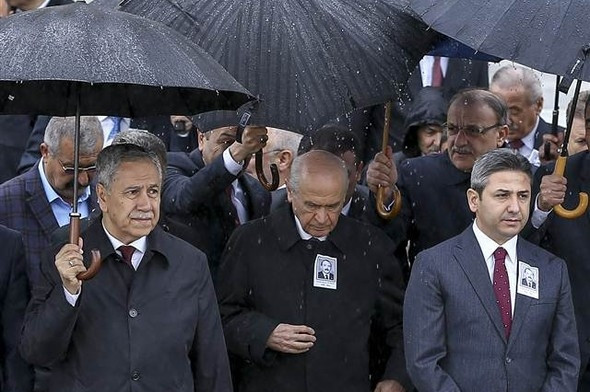Bahçeli ve Oktay Vural yan yana