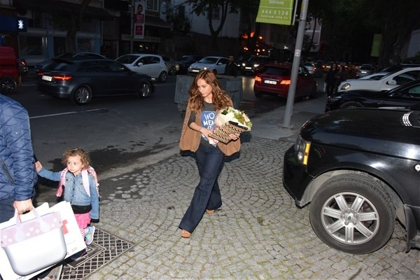 Sinem Kobal'ın kına gecesi