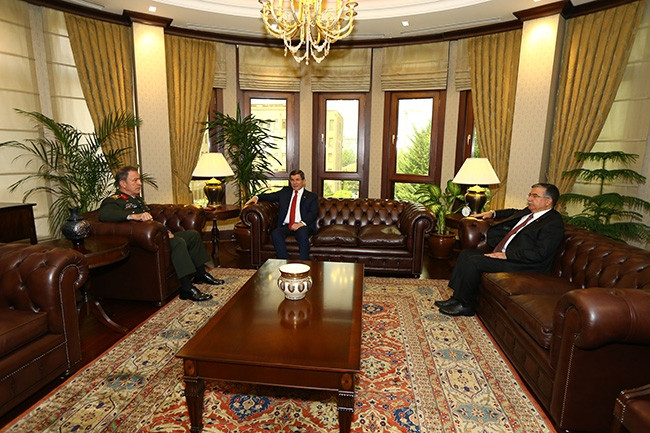 Davutoğlu veda ziyaretlerine başladı