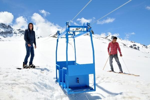 Dağa teleferik sistemi kurdu