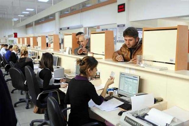 Memur kravatı atacak, kot pantolon giyecek