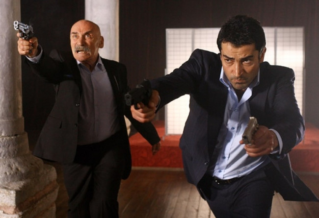 Kenan İmirzaloğlu Tuncel Kurtiz'i unutmadı