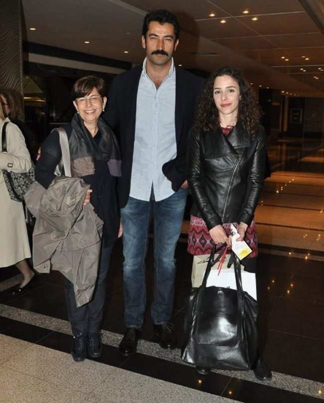 Kenan İmirzaloğlu Tuncel Kurtiz'i unutmadı