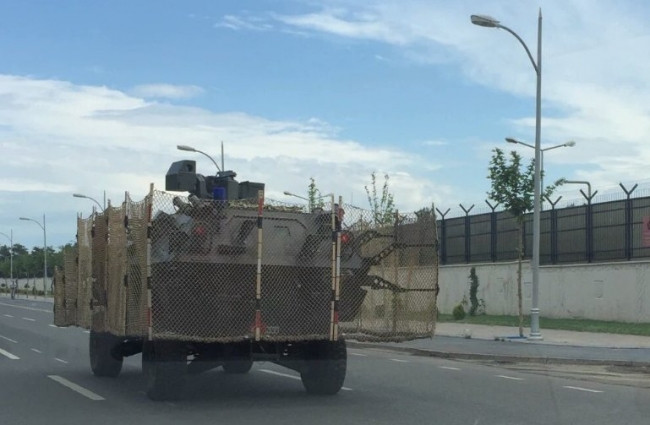 Zırhlı araca ek önlem !