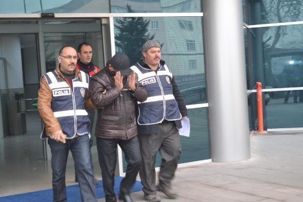 Kadını öldürüp intihar etti