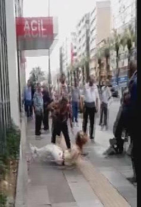 İzmir'de kadınların kan donduran kavgası !