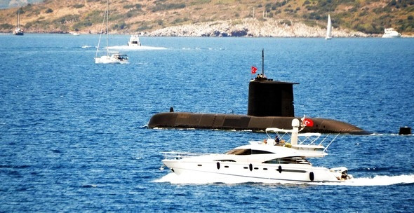 Turistlere denizaltı sürprizi