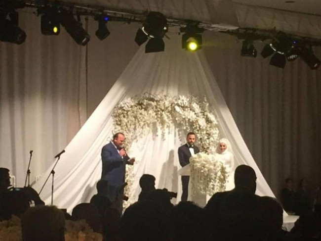 Cübbeli Ahmet kızını evlendirdi