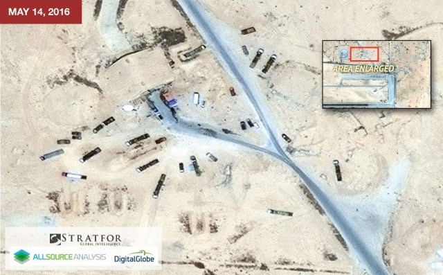 Yanmış helikopterler uzaydan görüldü