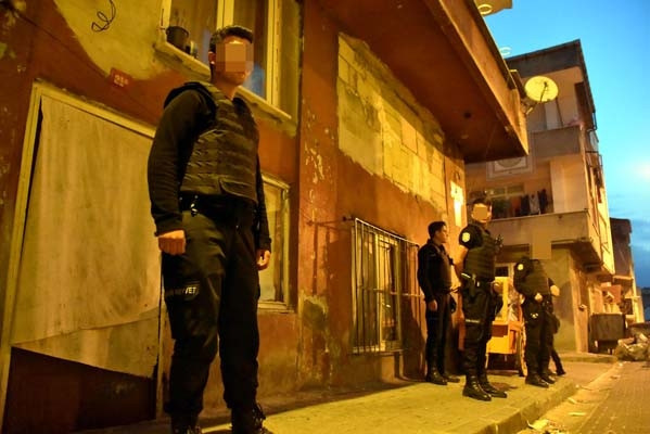 İstanbul'da zehir tacirlerine operasyon