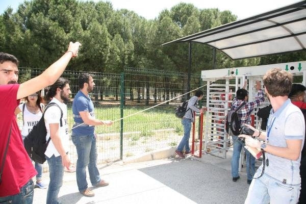 Ege Üniversitesi karıştı: 17 gözaltı