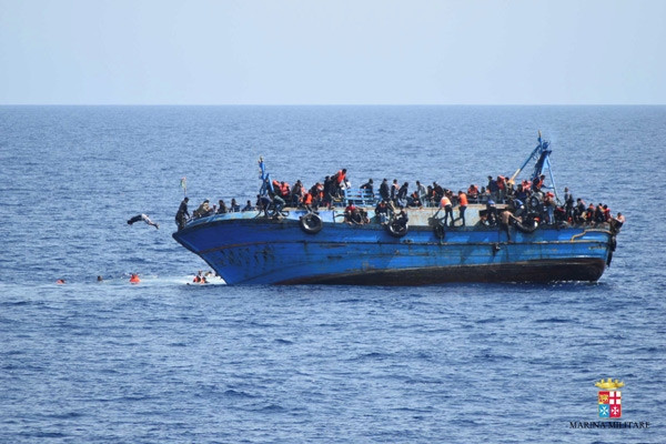 550 göçmen son anda kurtarıldı