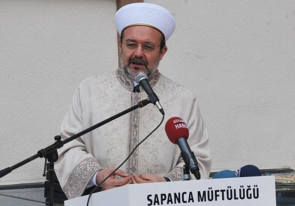 "Tüm Müslümanlığın umutları bize bağlı"