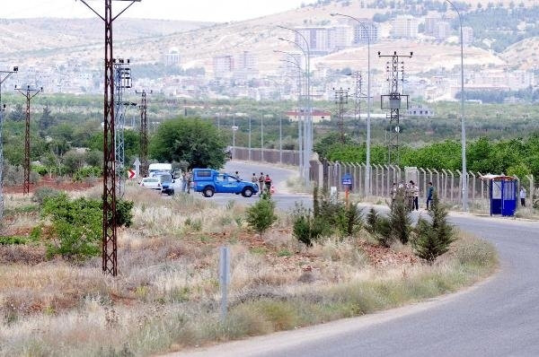 Gaziantep'e roket mermisi düştü