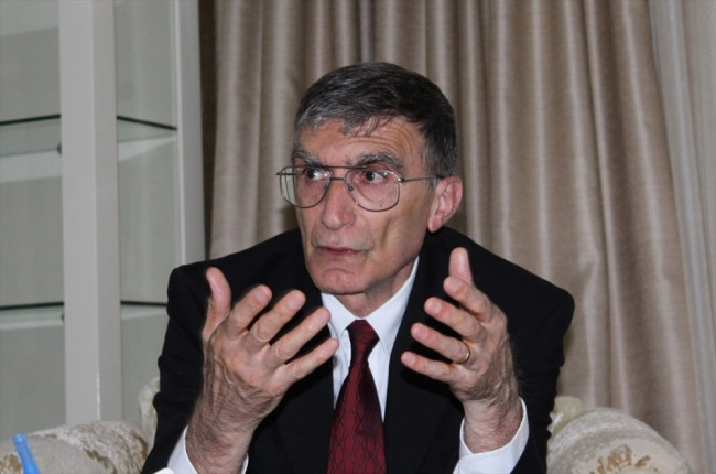Prof. Dr. Aziz Sancar eline kına yaktı bakın neden!