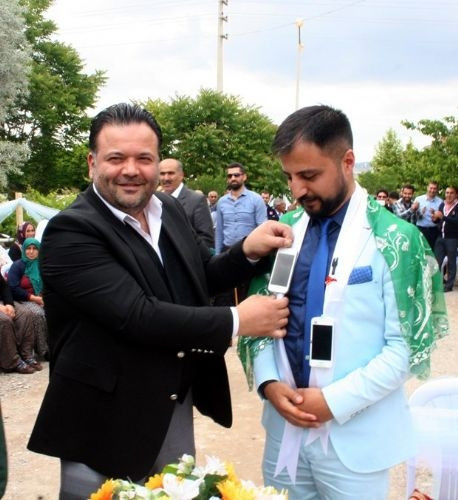 Damada para yerine telefon taktılar