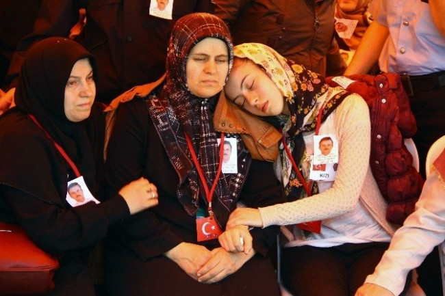 Şehit babaya son bakış