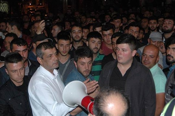 Bayrak yakmakla suçlanan kişi konuştu