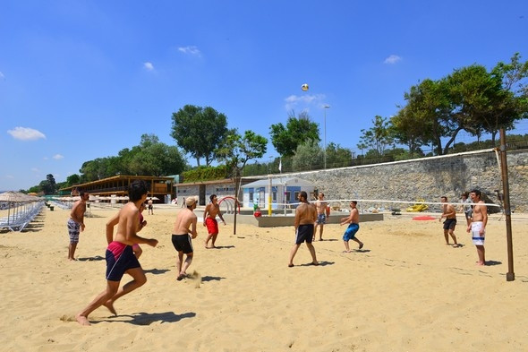 İstanbul plajlarında sezon açıldı