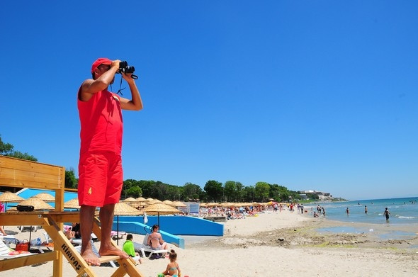 İstanbul plajlarında sezon açıldı
