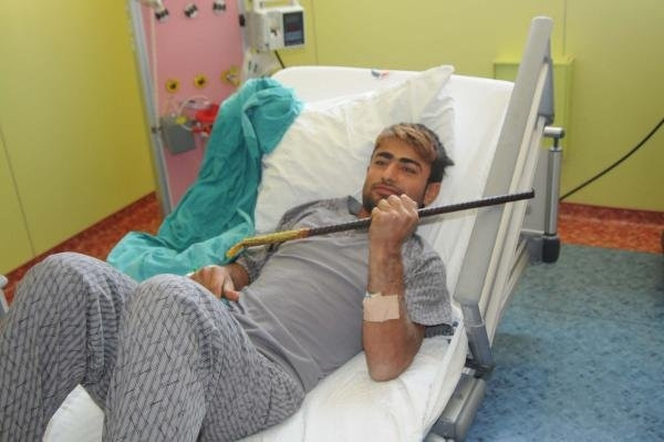 Mucize kurtuluş: Göğüsünden girdi, sırtından çıktı