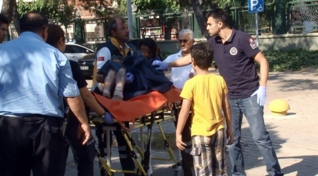 Taksi almayınca ortalığı birbirine kattılar