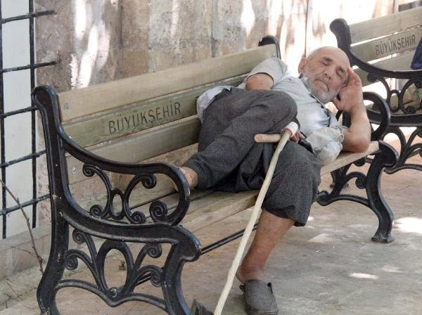 Şanlıurfa’da camilerde 'Ramazan uykusu’