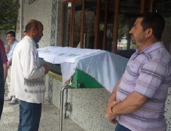 Uyurgezer kız balkondan düştü
