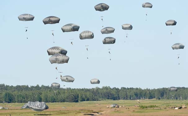 NATO'dan Rusya'ya gözdağı