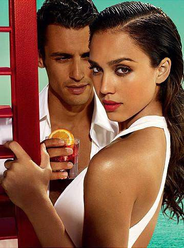 Jessica Alba Campari reklamında