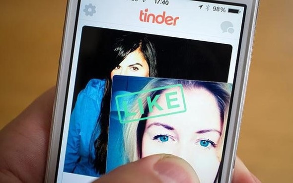 Tinder'a 18 yaş sınırı geldi