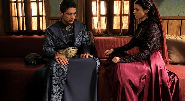 Kösem Sultan sezon finali yaptı