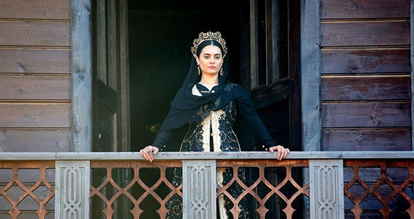 Kösem Sultan sezon finali yaptı